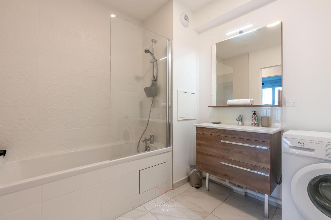 *Disneyland-Paris* 10 Pers, Wifi, 2 Parkings Chessy  Exteriör bild
