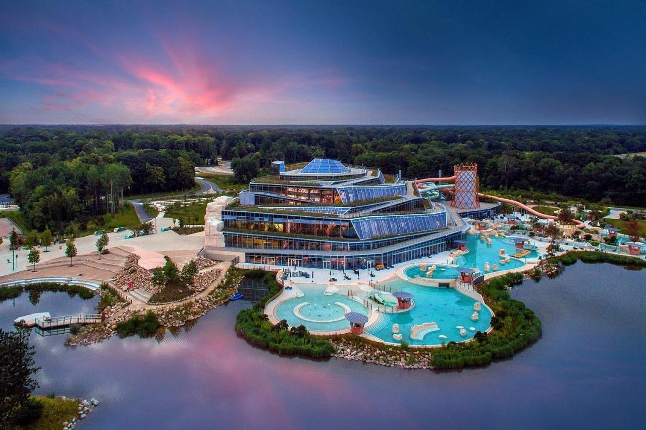 *Disneyland-Paris* 10 Pers, Wifi, 2 Parkings Chessy  Exteriör bild